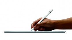 iPadPro_Pencil-Hand-PRINT-e1441827556321-746x419
