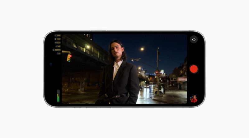 Aplikace Final Cut Camera na iPhonu při nočním natáčení