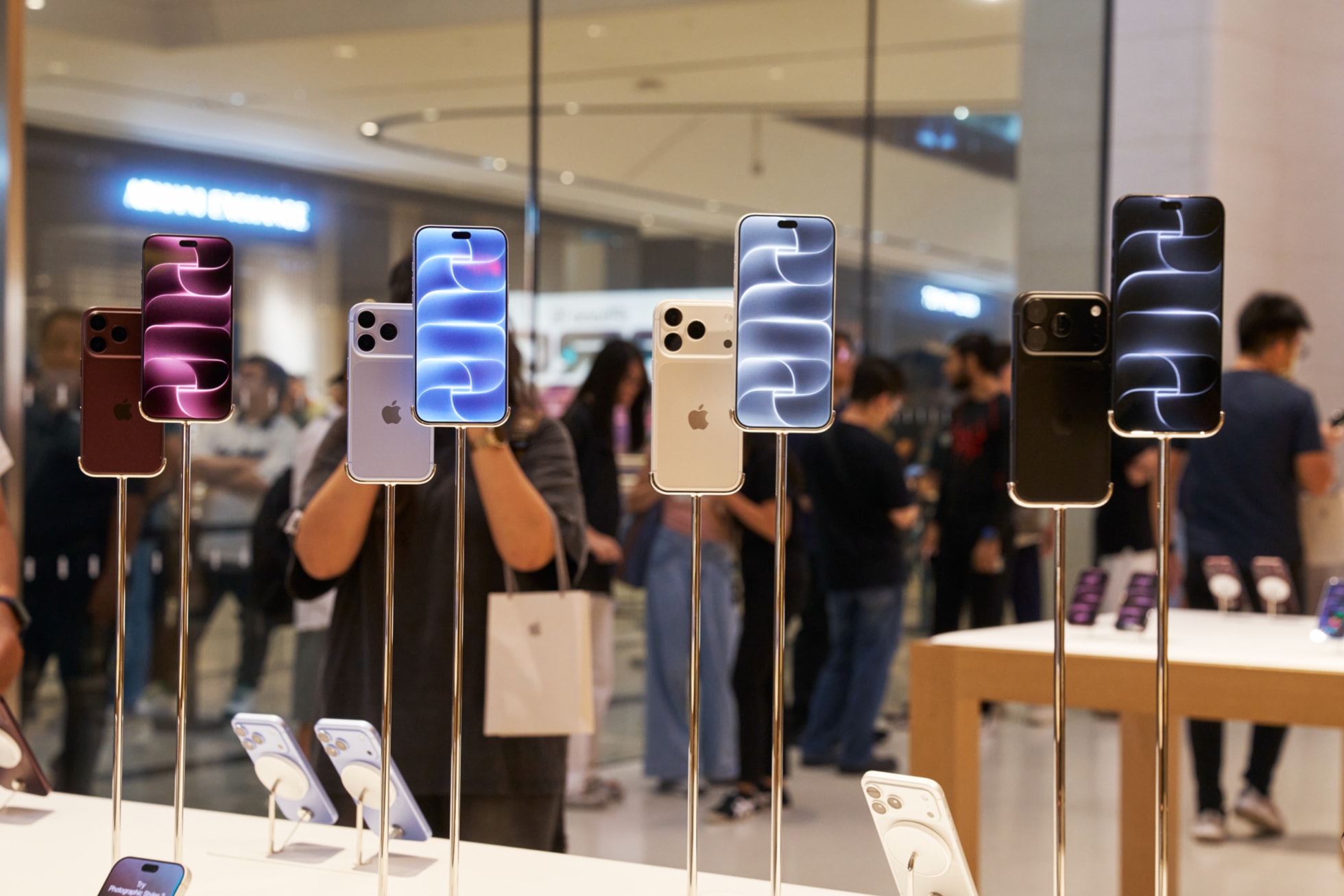 Nabídka iPhonů 18 Pro v Apple Storu