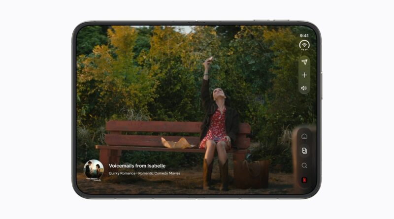 iPhone Duo rozložený na šířku přehrává video