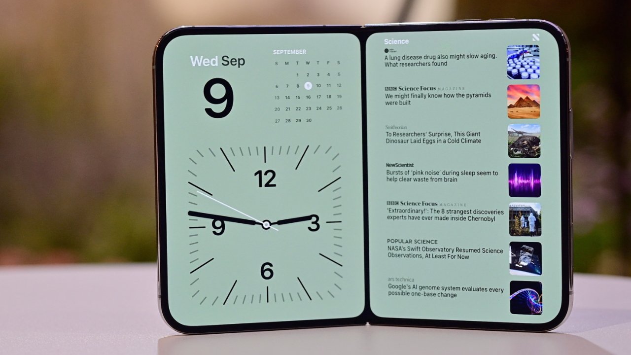 iPhone Duo otevřený jako knížka se dvěma panely
