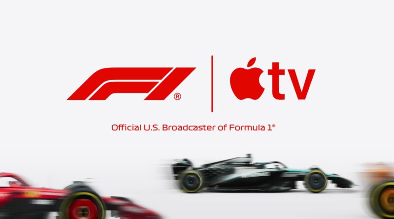 Loga F1 a Apple TV nad formulemi v zatáčce