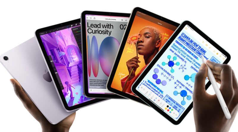 Několik iPadů mini v různých barvách