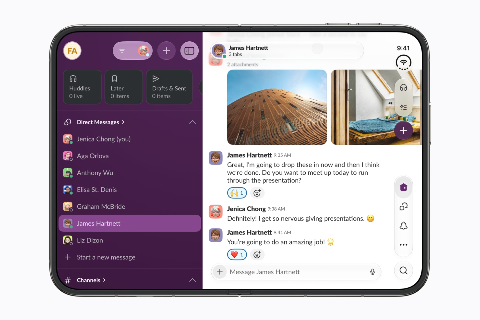 Aplikace Slack na rozloženém displeji iPhonu Duo